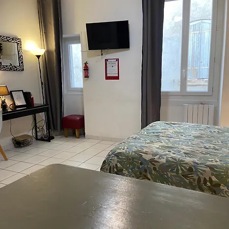 Triangle Arene Gare Maison Carree Placette Νιμ